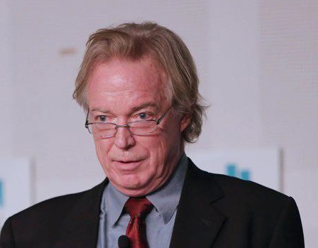 Cornell H FLEISCHER The University of Chicago