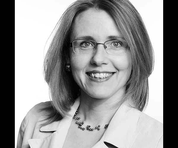 Christiane CZYGAN Rheinische Friedrich-Wilhelms-Universit� t Bonn